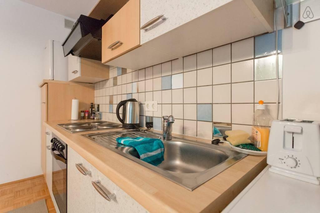 Relaxing Terrace Apartment In Lively Area 비엔나 외부 사진