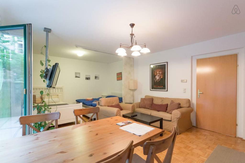 Relaxing Terrace Apartment In Lively Area 비엔나 외부 사진